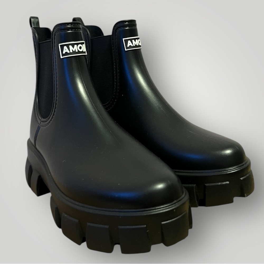 Amoji Chunky Platform Rain Boots – Unisex- Modern Chelsea Style